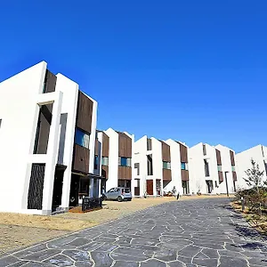 https://jeju-sorang-n-farms-village.jejukoreahotels.com