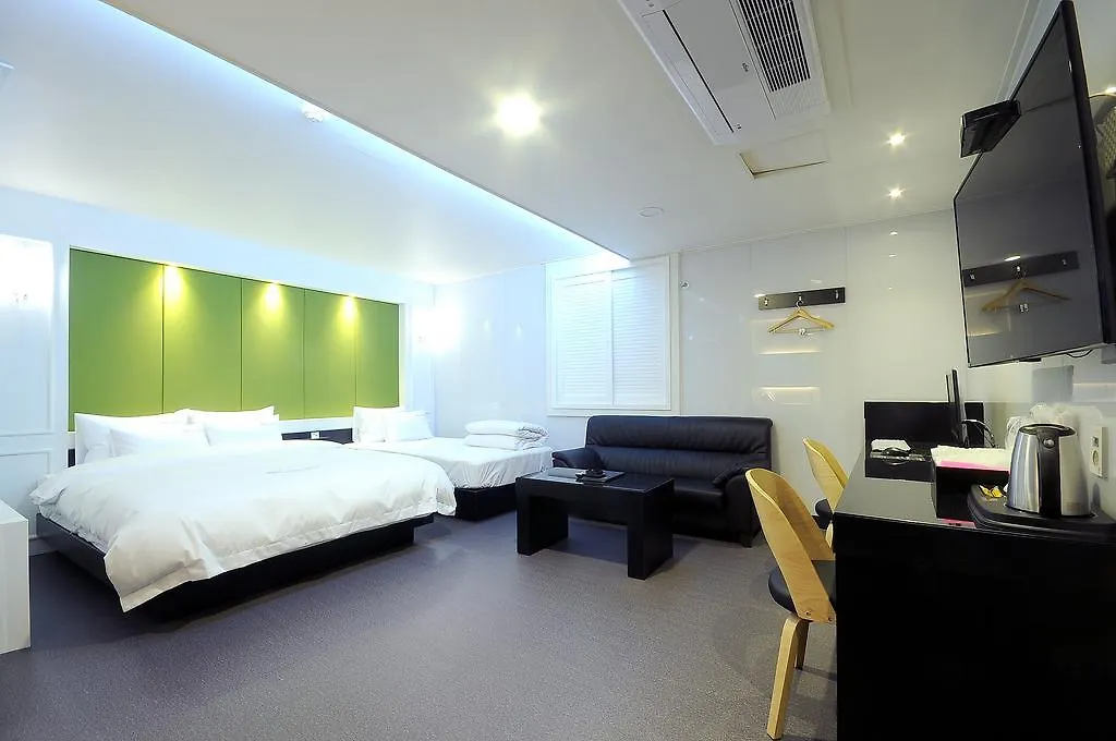 Wa Hotel بوسان