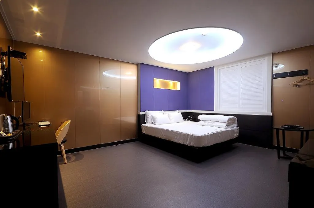Wa Hotel Busan 2*,  South Korea