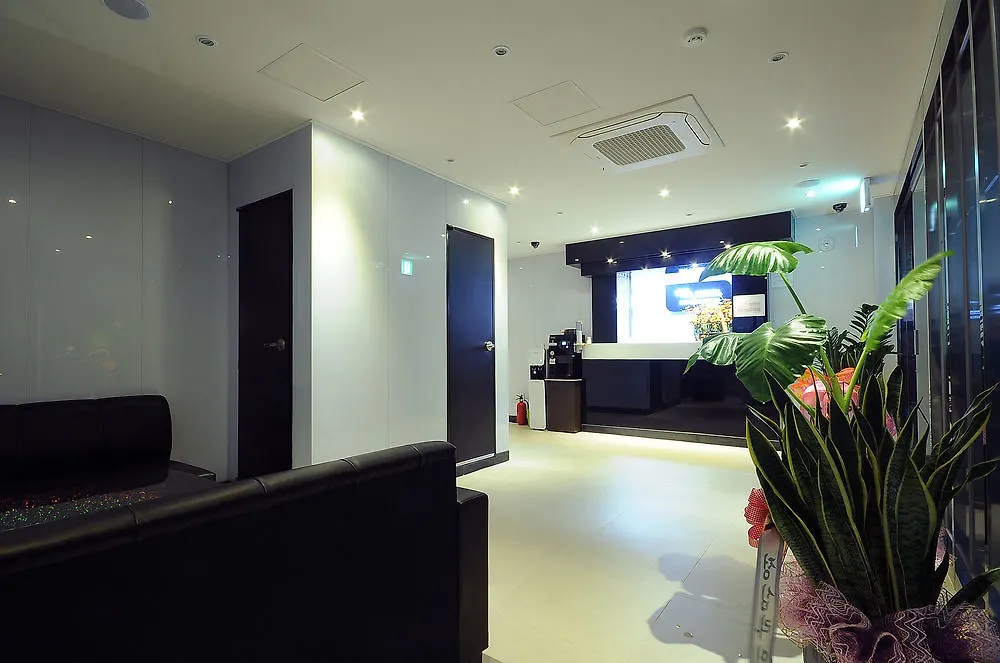 Wa Hotel Busan 2*,  South Korea